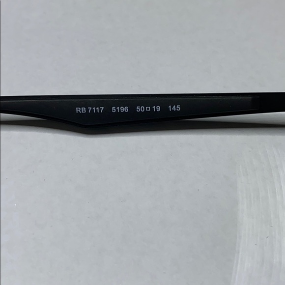 New black frame glasses - Picture 5 of 5